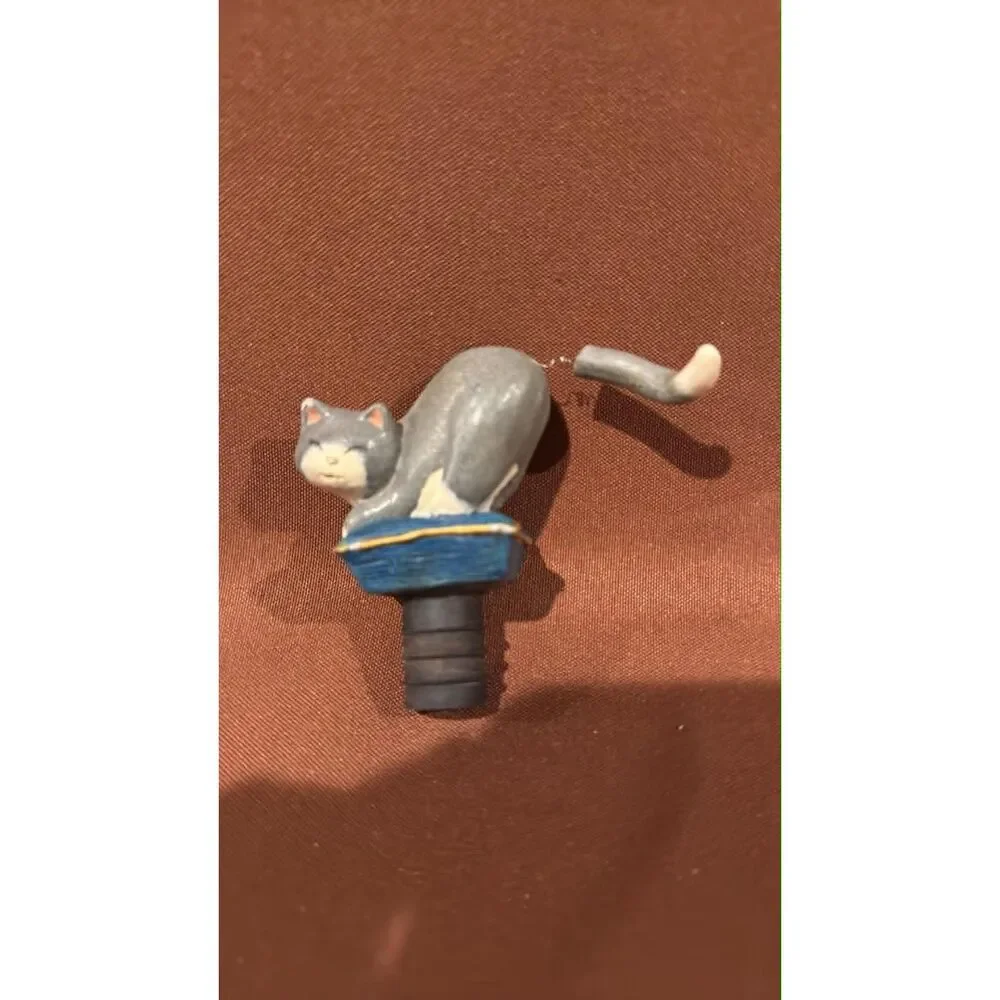 2 Wine Bottle  Stopper Christmas and Cat